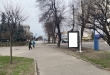 52 Б вул. Хрещатик навпроти Державної податкової служби СКРОЛЛ